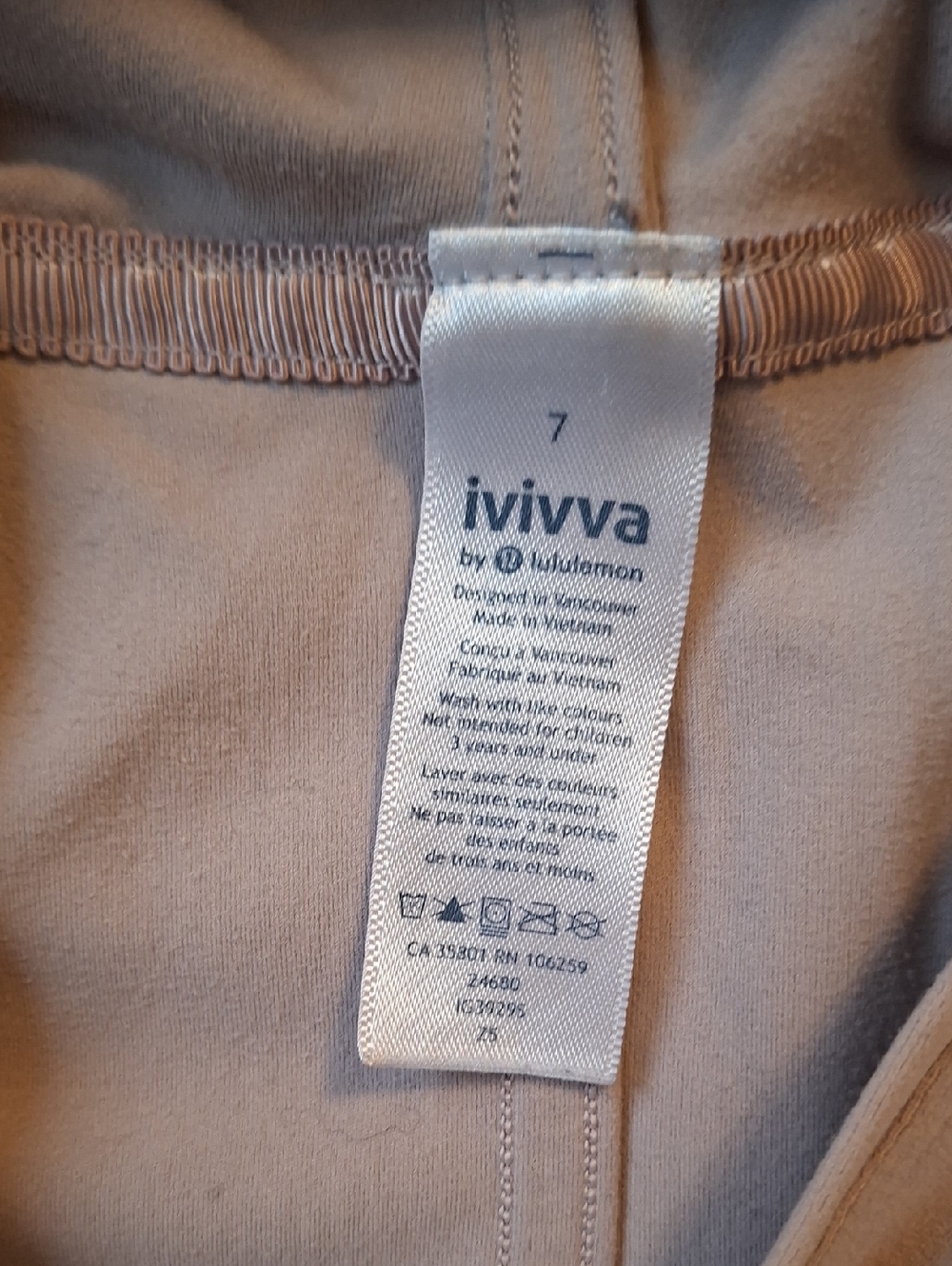 Ivivva by Lululemon🍋 On The Warm Side Wrap nulu pockets size 7 - Picture 7 of 8